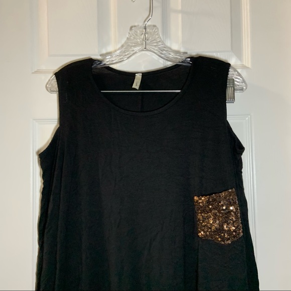 Celeste Black Scoop Neck Cold Shoulder Top size 1XL - Picture 6 of 10